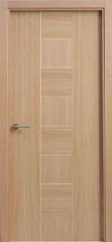 K09 puerta de madera de roble barnizada