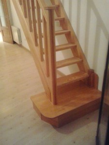 Escalera en madera maciza Escalera de madera
